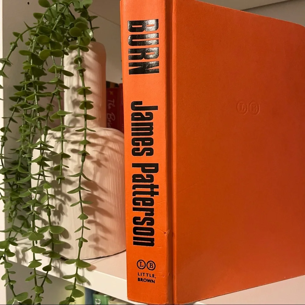 James Patterson Hardback bundle - Picture 3 of 3